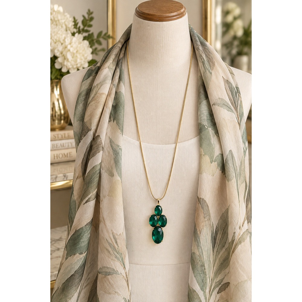 Monet Gold Tone Emerald Green Faceted Cluster Pendant Necklace